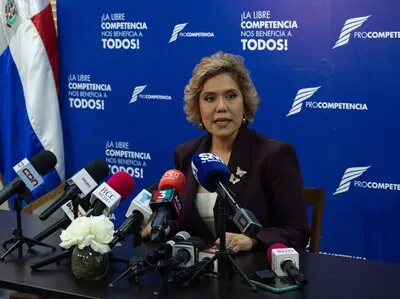 Presidenta de Procompetencia lamenta ley no faculte actuaciones frente a las concentraciones