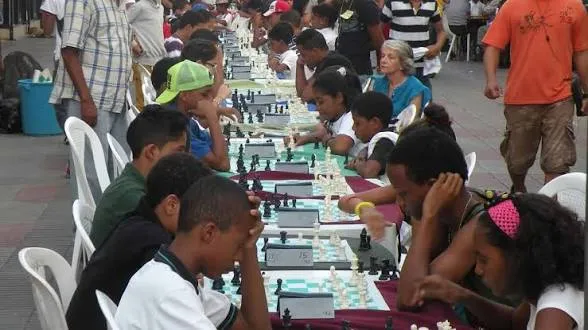 Convocan a participar en el XV Torneo de Ajedrez Conde Peatonal
